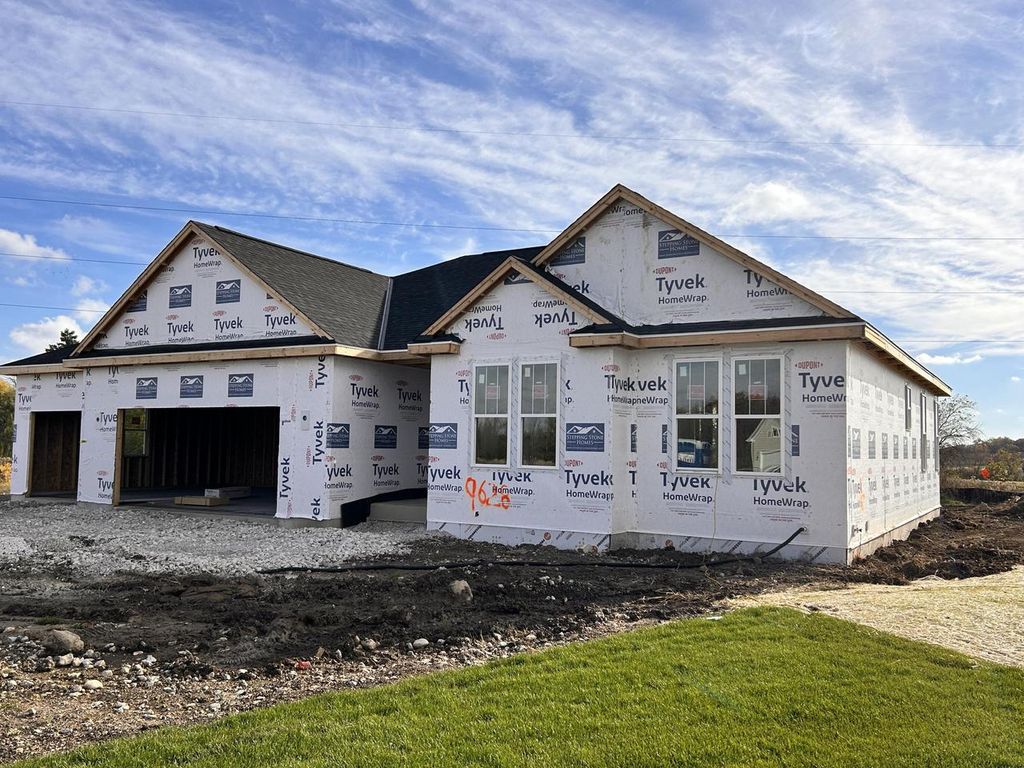 9628 S Sophia COURT, Franklin, WI 53132