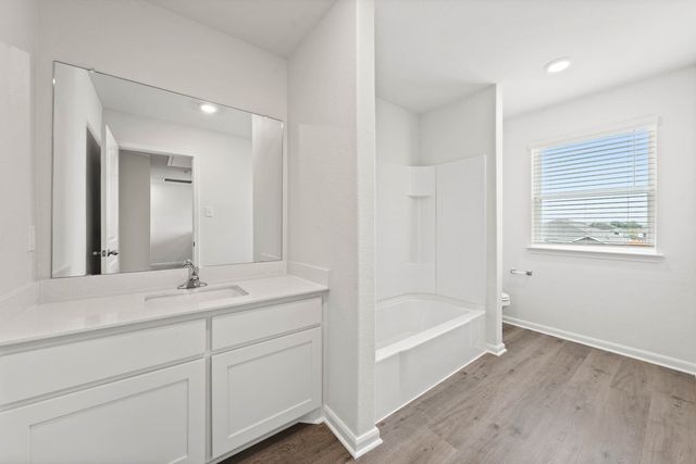1502 Garfield Drive, Greenville, TX 75401