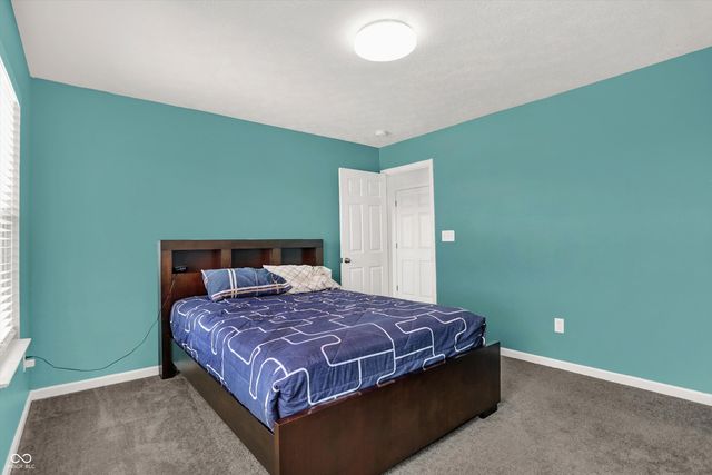 180 Blue Lace Drive, Whiteland, IN 46184