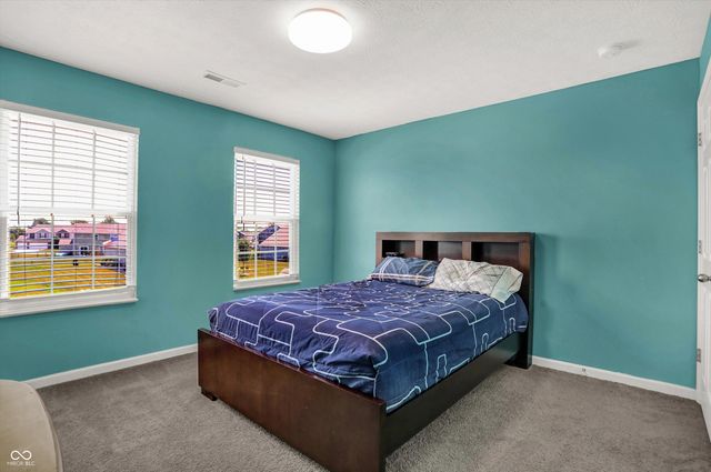 180 Blue Lace Drive, Whiteland, IN 46184