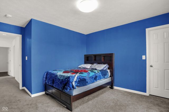 180 Blue Lace Drive, Whiteland, IN 46184