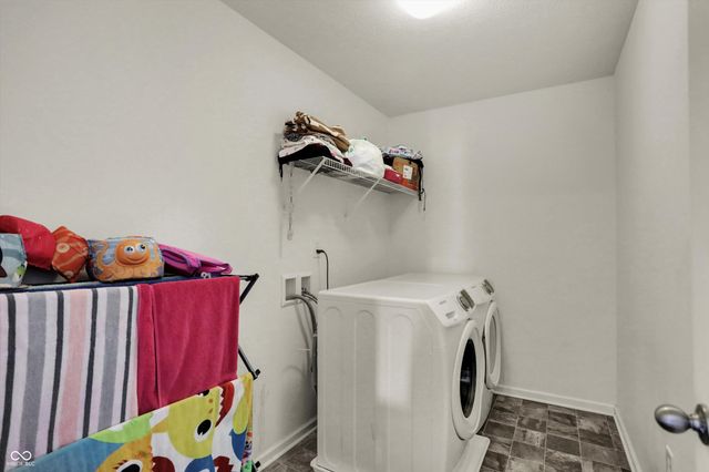 180 Blue Lace Drive, Whiteland, IN 46184