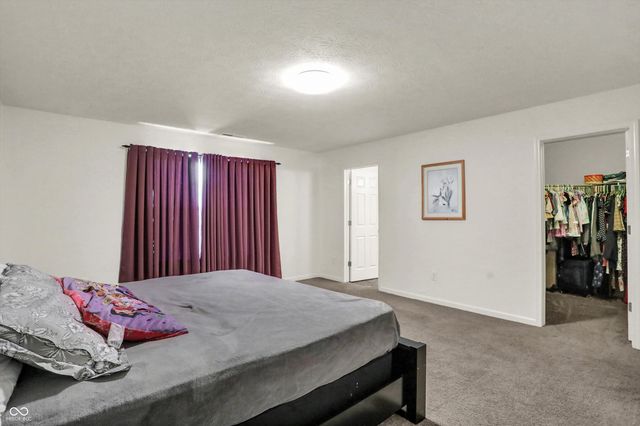 180 Blue Lace Drive, Whiteland, IN 46184
