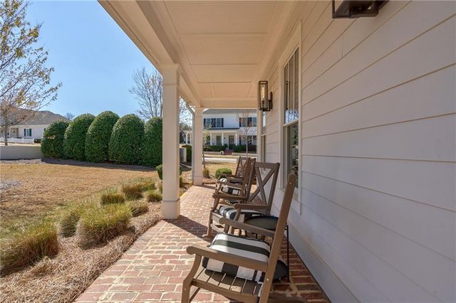 2970 Greenleffe Drive, Statham, GA 30666
