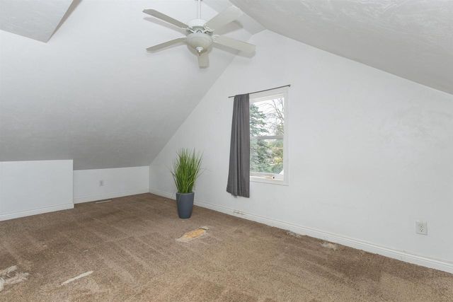1585 COLD SPRING ROAD, Neenah, WI 54956