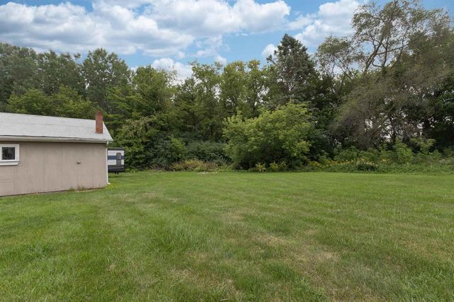 1585 COLD SPRING ROAD, Neenah, WI 54956
