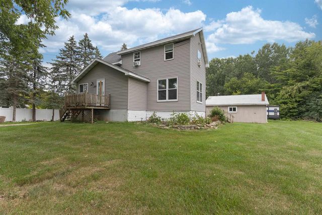 1585 COLD SPRING ROAD, Neenah, WI 54956