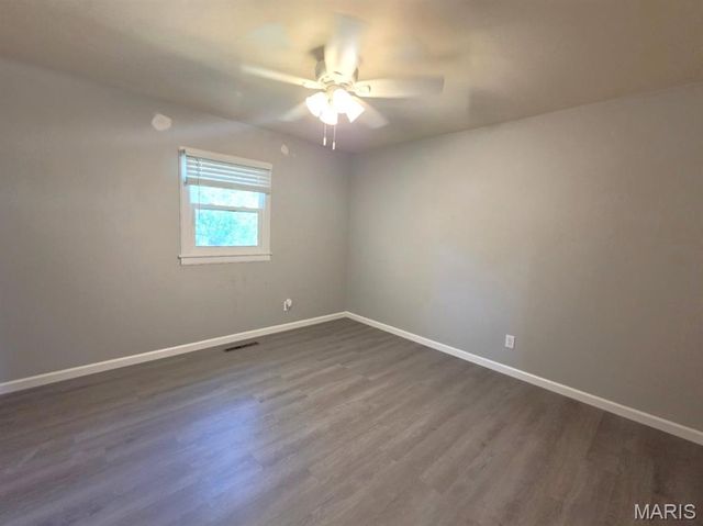905 Lakeview Drive, Warrenton, MO 63383