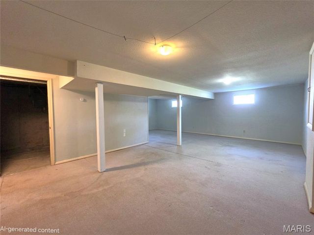905 Lakeview Drive, Warrenton, MO 63383