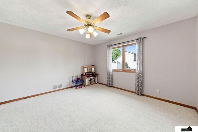 2545 Nancy Drive, Lincoln, NE 68507