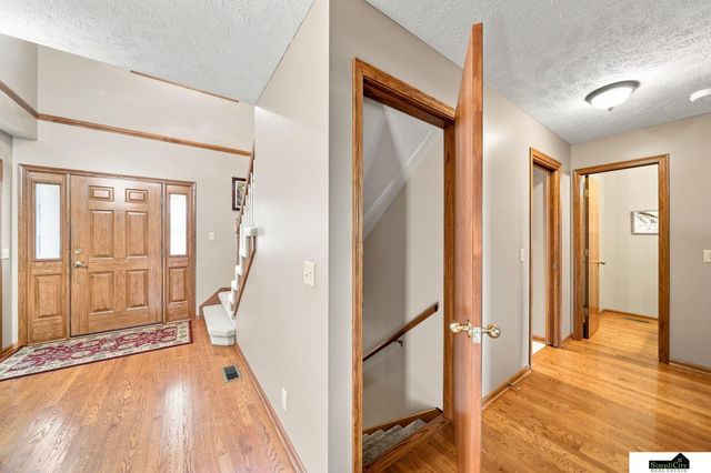 2545 Nancy Drive, Lincoln, NE 68507