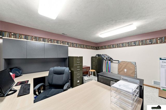 2545 Nancy Drive, Lincoln, NE 68507