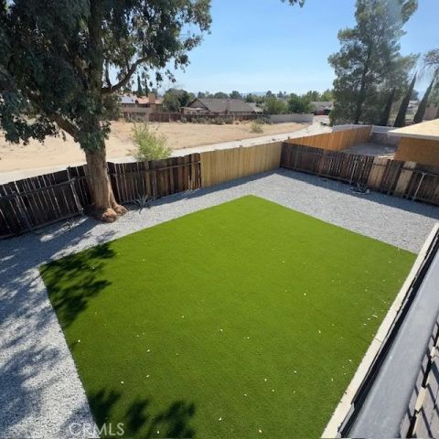 15682 Kingswood Drive, Victorville, CA 92395