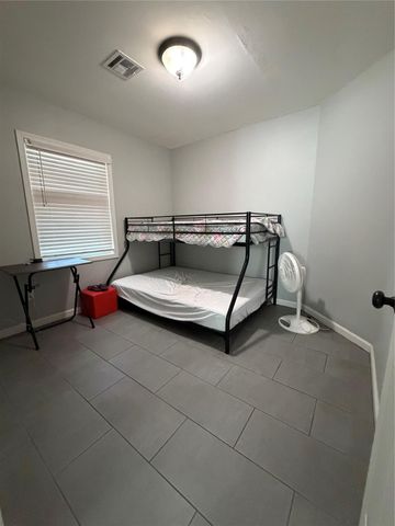 2806 Pine, Galveston, TX 77551