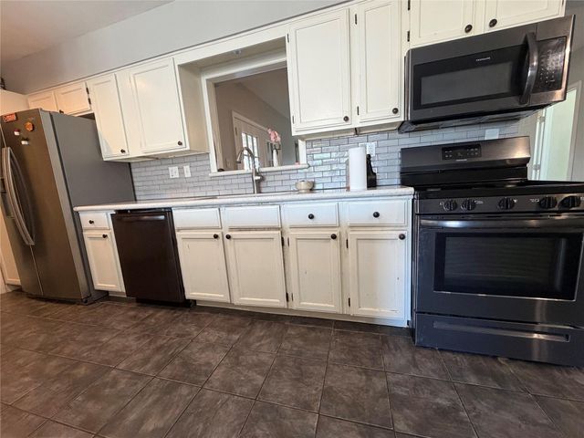 2806 Pine, Galveston, TX 77551