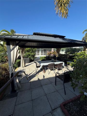 2100 NE 38th Street 225, Lighthouse Point, FL 33064