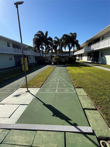 2100 NE 38th Street 225, Lighthouse Point, FL 33064