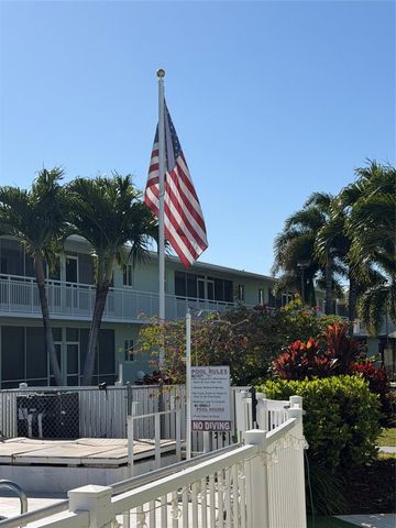 2100 NE 38th Street 225, Lighthouse Point, FL 33064