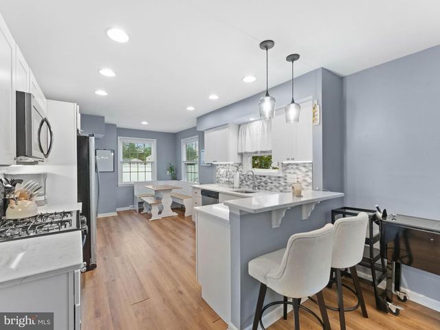 12 JEFFERSON DR, Clementon, NJ 08021