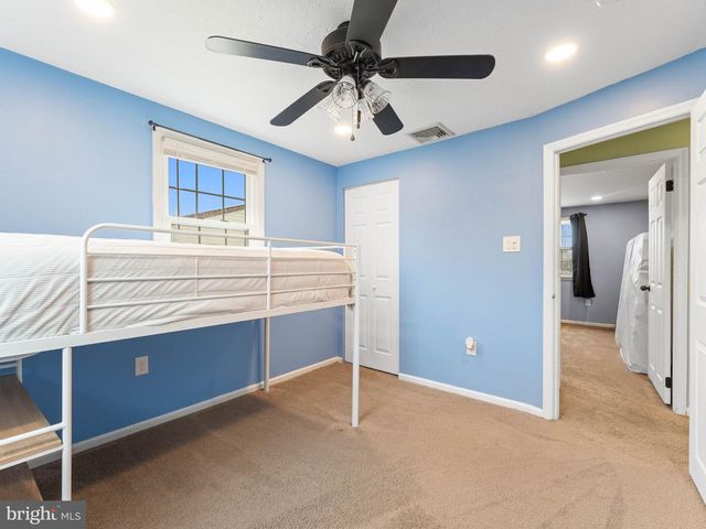 12 JEFFERSON DR, Clementon, NJ 08021