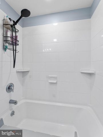 12 JEFFERSON DR, Clementon, NJ 08021