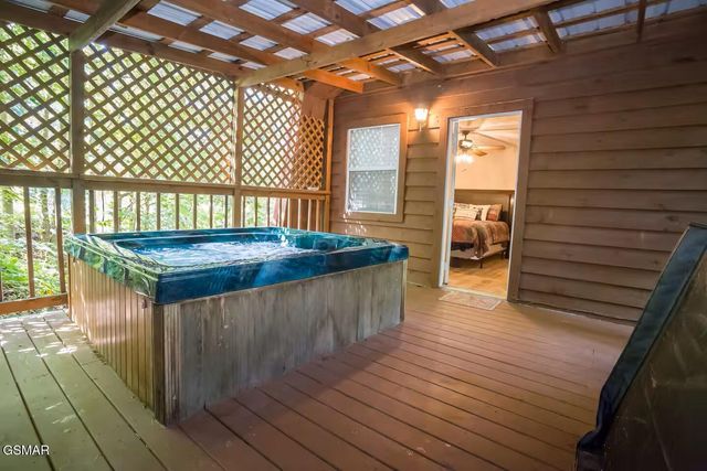 676 Rocky Flats Road, Cosby, TN 37722
