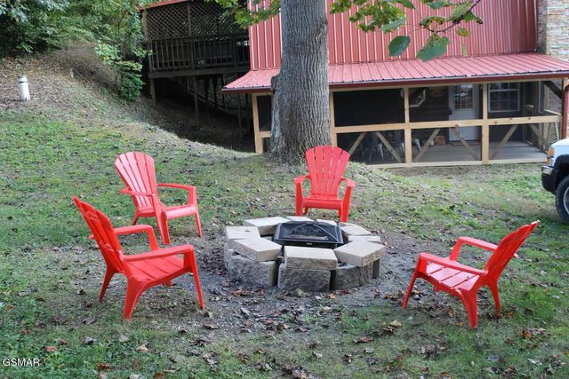 676 Rocky Flats Road, Cosby, TN 37722