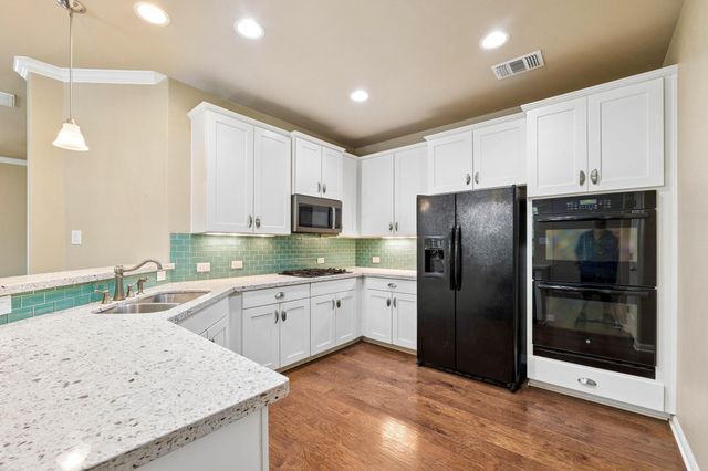 501 S Meadowlark ST A, Lakeway, TX 78734