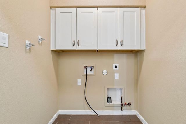 501 S Meadowlark ST A, Lakeway, TX 78734