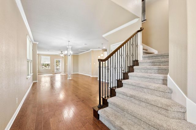 501 S Meadowlark ST A, Lakeway, TX 78734