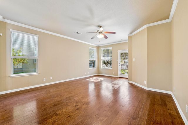 501 S Meadowlark ST A, Lakeway, TX 78734