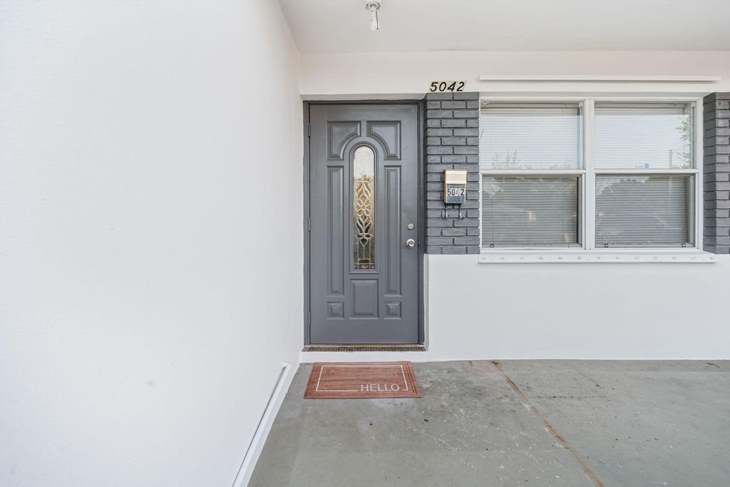 5042 Eadie Place, West Palm Beach, FL 33407