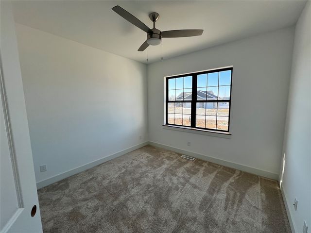 7013 Colpepper Drive SW, Cedar Rapids, IA 52404