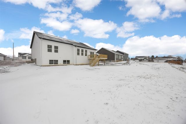 7013 Colpepper Drive SW, Cedar Rapids, IA 52404