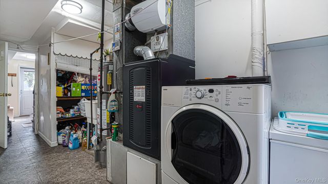 21727 Hempstead Avenue, Queens Village, NY 11429