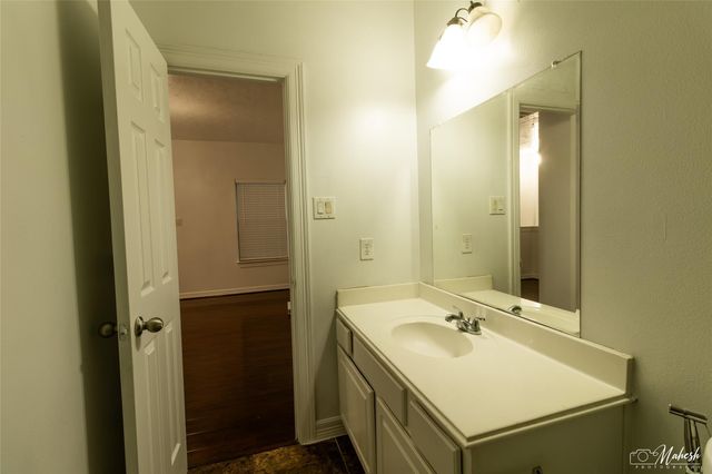 10904 Panther Court, Houston, TX 77099