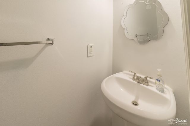 10904 Panther Court, Houston, TX 77099