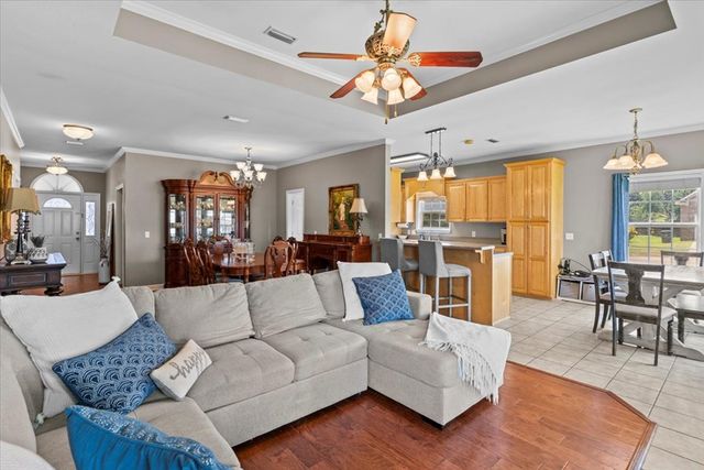 114 Welborn Ave, Enterprise, AL 36330