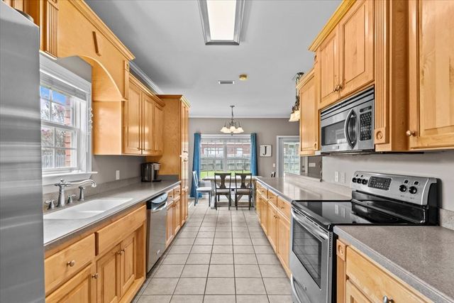 114 Welborn Ave, Enterprise, AL 36330