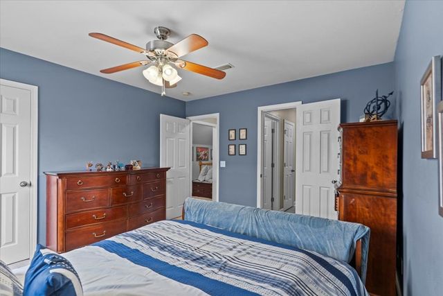 114 Welborn Ave, Enterprise, AL 36330