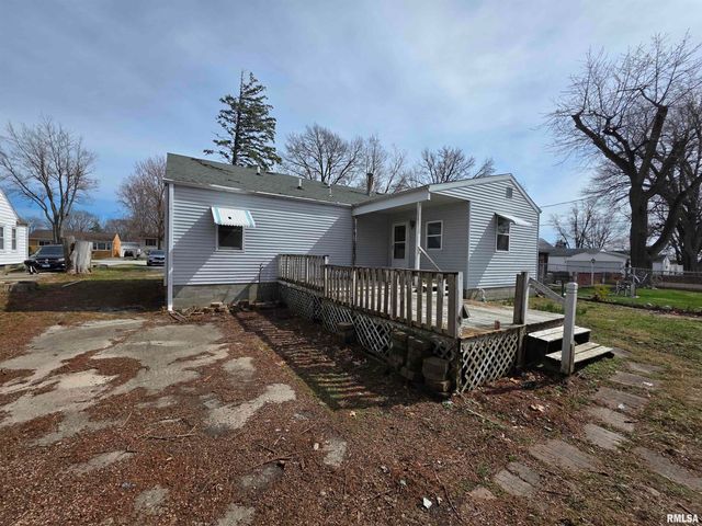 3357 S 3RD Street, Springfield, IL 62703