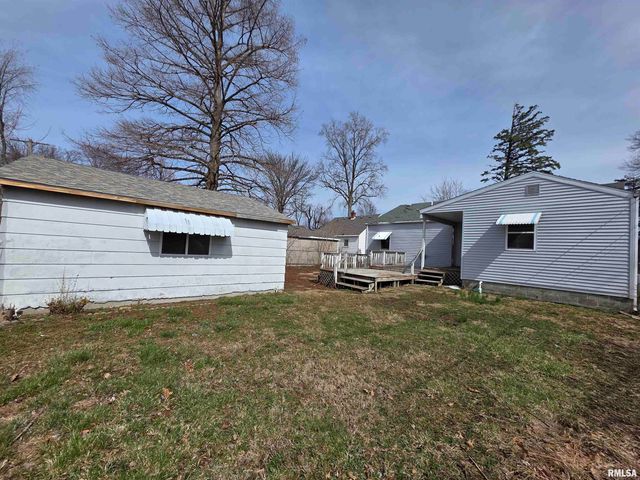 3357 S 3RD Street, Springfield, IL 62703