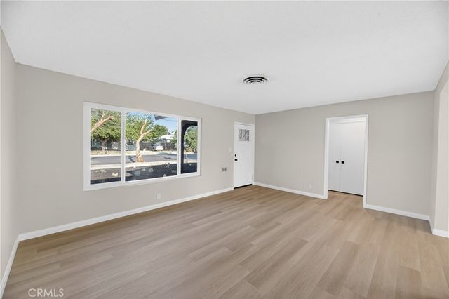 531 S Thompson Street, Hemet, CA 92543