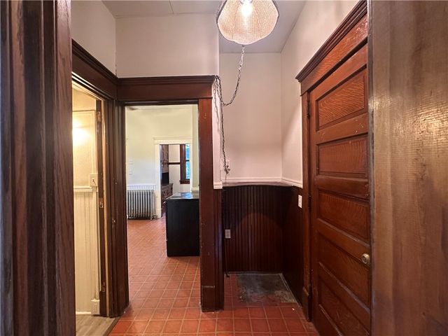 150 Euclid Ave, Sharon, PA 16146