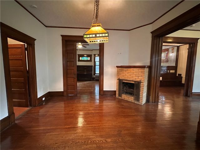 150 Euclid Ave, Sharon, PA 16146