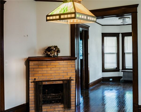 150 Euclid Ave, Sharon, PA 16146