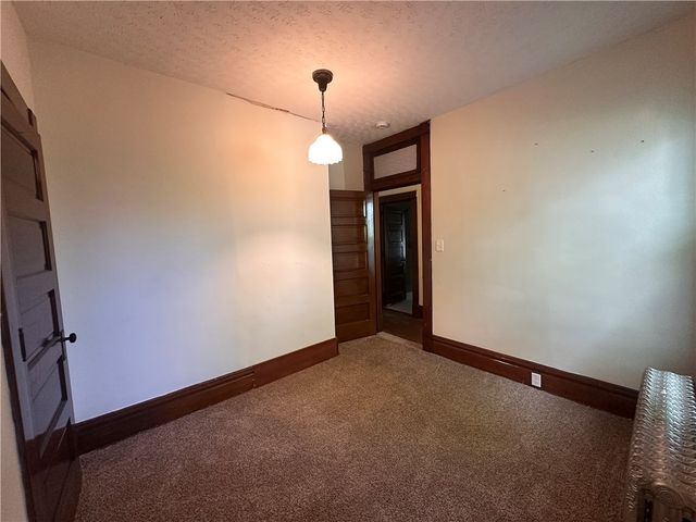 150 Euclid Ave, Sharon, PA 16146