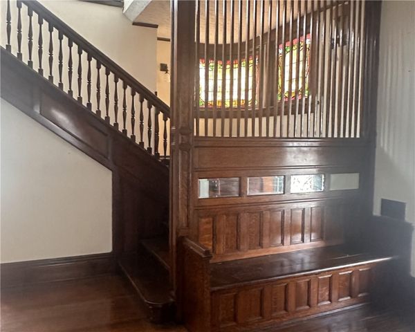 150 Euclid Ave, Sharon, PA 16146