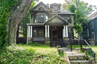 150 Euclid Ave, Sharon, PA 16146