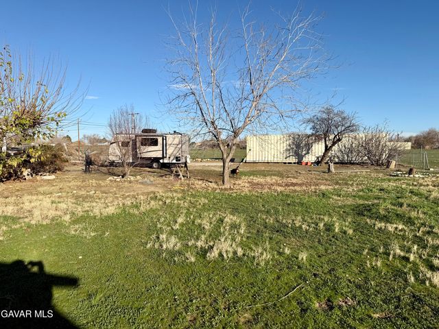 10256 E Avenue R12, Littlerock, CA 93543